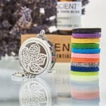 Aromatherapy Diffuser Necklace - Leaf 30mm - Image 4