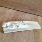 Hand carved Doorstop - Gecko - Image 3