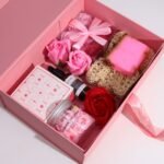 Flat Pack Gift Box - Large  (28.2x20.2x9.2cm) - Red - Image 4