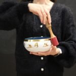 Lrg Moon Phase Singing Bowl Set- Black 14cm - Image 6