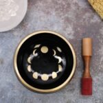 Lrg Moon Phase Singing Bowl Set- Black 14cm - Image 3